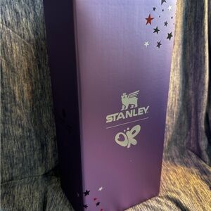 NIB Olivia Rodrigo Stanley